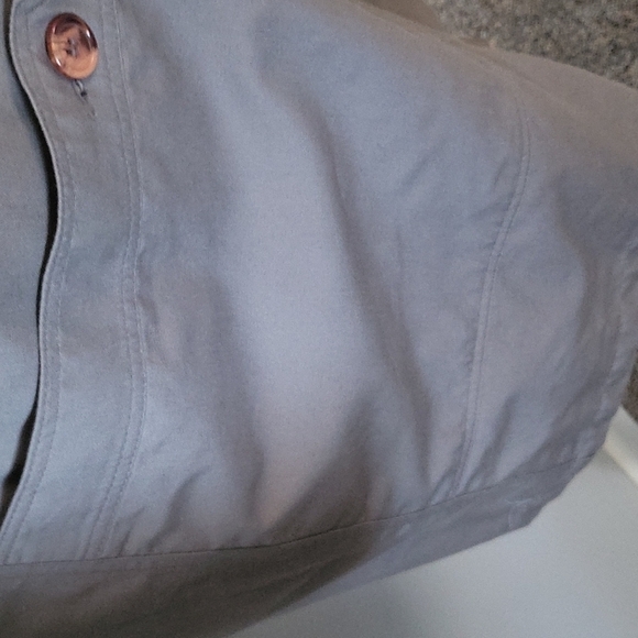 Out Brook Vintage brown trench coat with removable plaid flannel lining - Picture 5 of 12